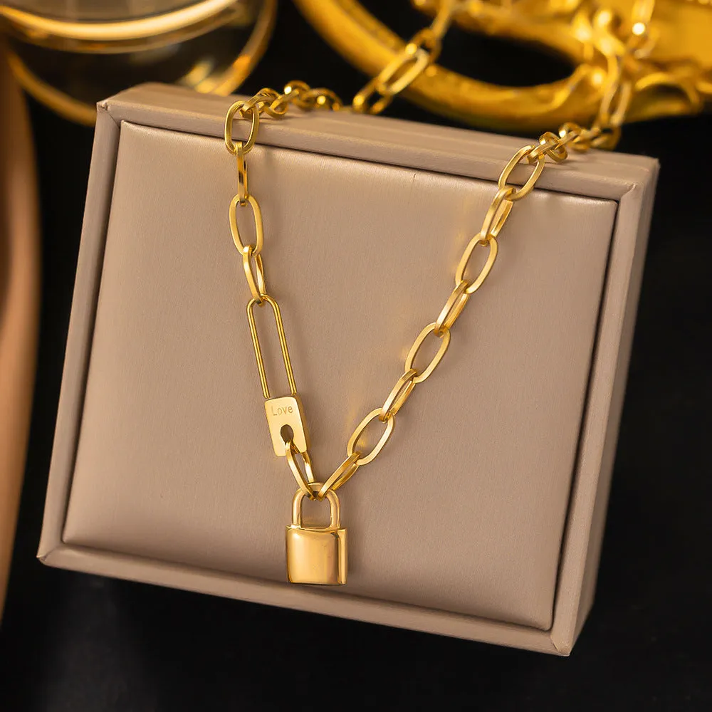 Wholesale Street Retro Hip-Hop Paperclip Necklace Gold Cold Style Lock Pendant light_wish_jewels