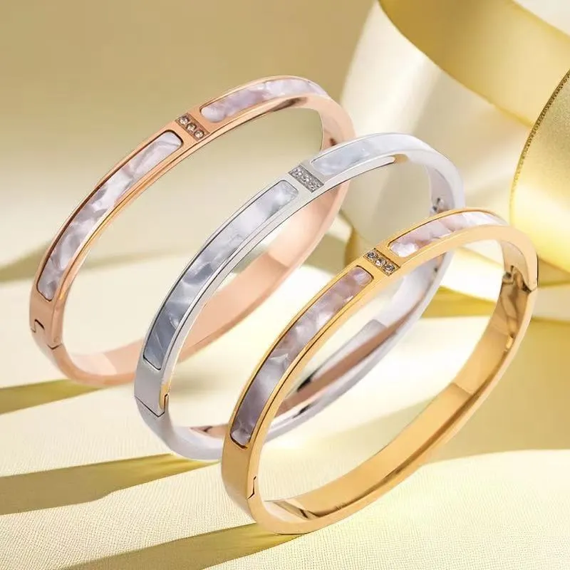 Wholesale Titanium Steel Rose Gold Inlaid Diamond Non Fading Bracelets light_wish_jewels