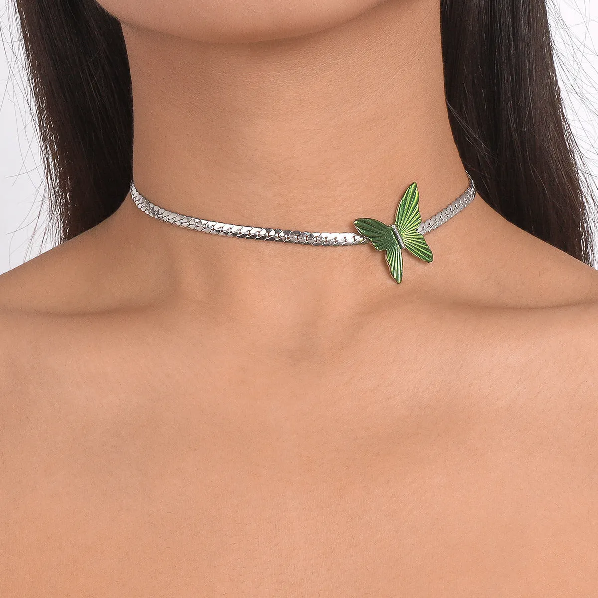 Wholesale Vintage Butterfly Alloy Necklace Clavicle Chain