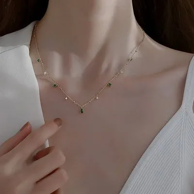 Wholesale Vintage Emerald Gold Plated Clavicle Necklace