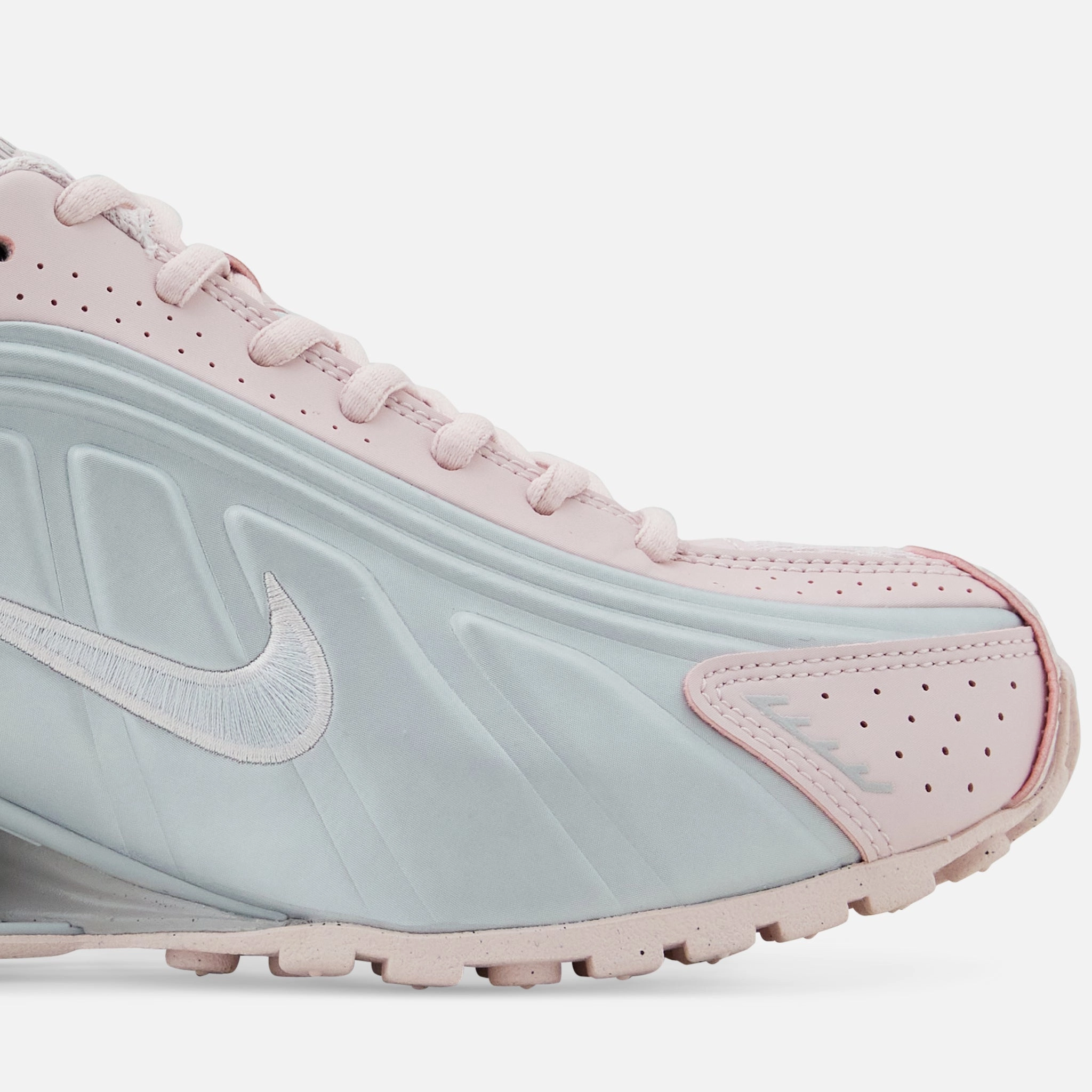 Women's Shox R4 Barely Rose | Metallic Platinum
